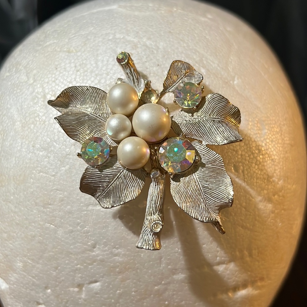 Brooch